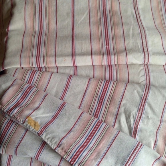 VINTAGE 1920s French Farmhouse Ticking Pink & Red Panel Antique Fabric, 72"x 83" - Picture 4 of 5